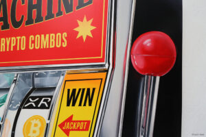 Crypto casino slotmachine 3d painting by Leon Keer